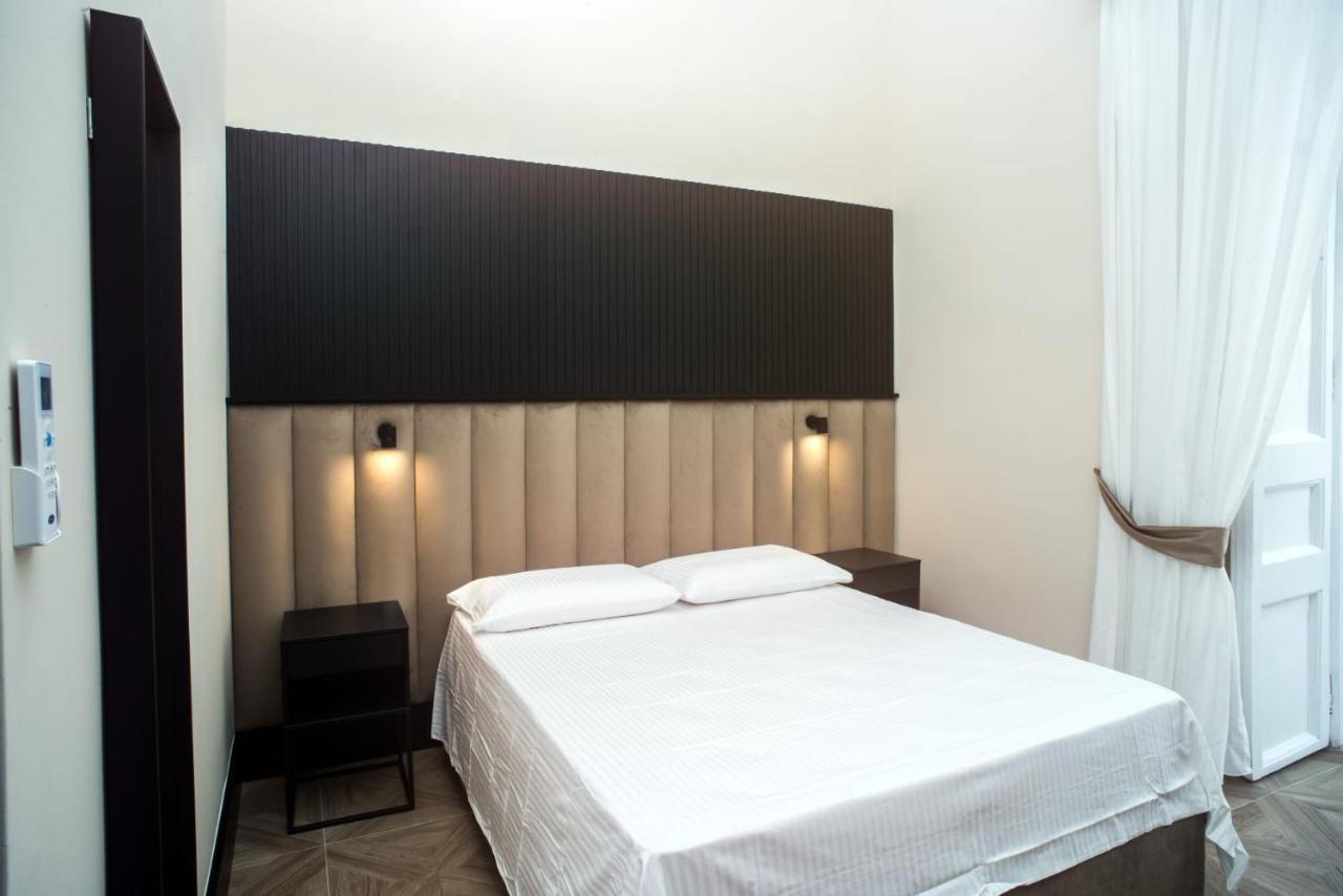Fida Rooms Neapel Exteriör bild
